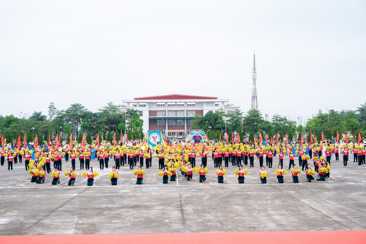 Những hình ảnh ấn tượng tại Lễ khai mạc Đại hội TDTT xã Quang Minh lần thứ I, năm 2025- Ảnh 131.