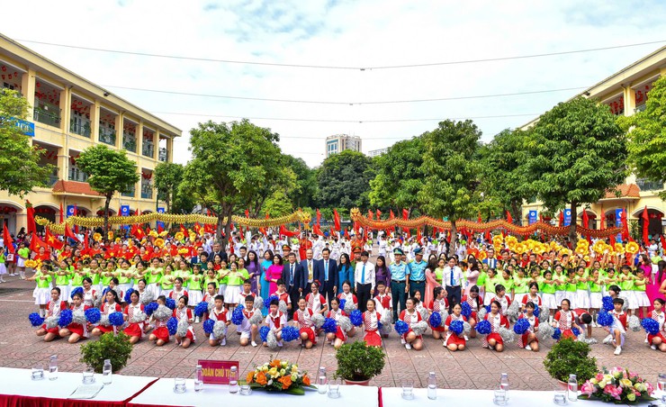 Khai mạc Đại hội Thể dục thể thao phường Yên Hòa lần thứ Nhất năm 2025- Ảnh 7.