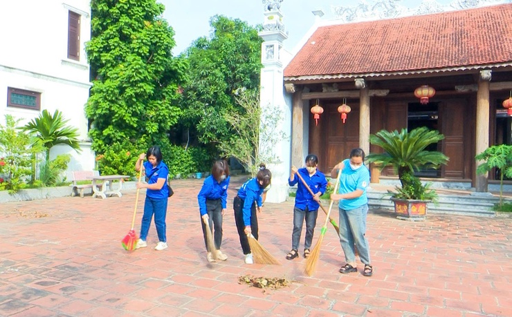 Đoàn Thanh niên xã Thượng Phúc ra quân ngày Chủ nhật xanh- Ảnh 6.