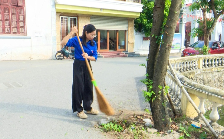 Đoàn Thanh niên xã Thượng Phúc ra quân ngày Chủ nhật xanh- Ảnh 3.