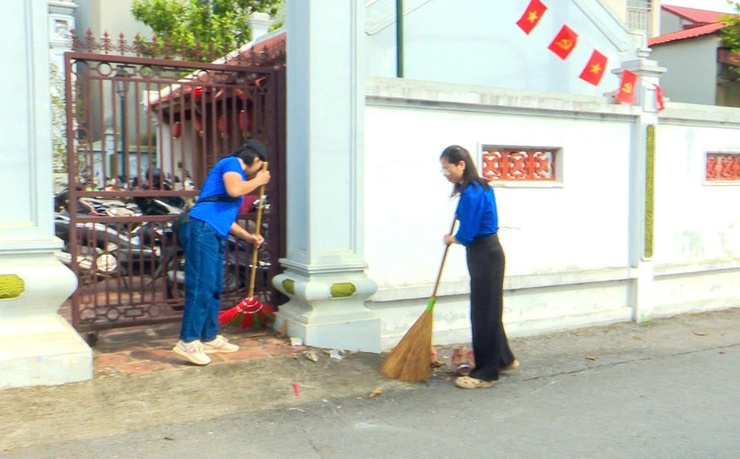 Đoàn Thanh niên xã Thượng Phúc ra quân ngày Chủ nhật xanh- Ảnh 8.