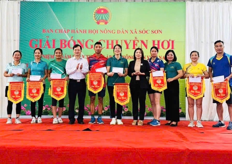 HỘI NÔNG DÂN XÃ SÓC SƠN TỔ CHỨC GIẢI BÓNG CHUYỀN HƠI NĂM 2025.- Ảnh 1.