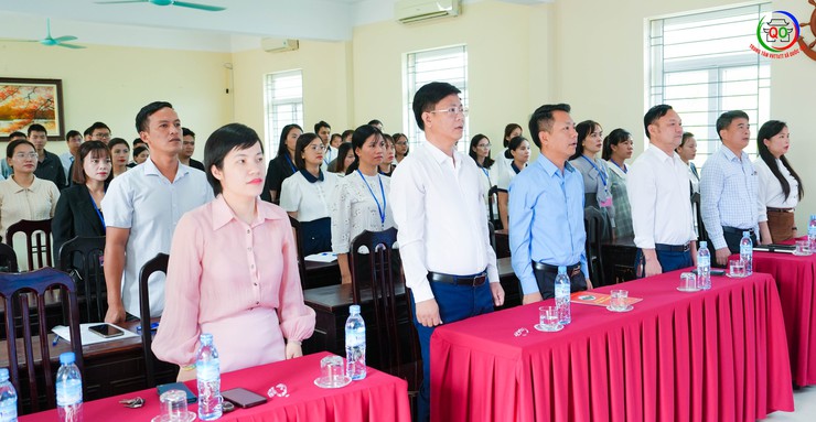 Khai giảng lớp bồi dưỡng lý luận chính trị dành cho Đảng viên mới khoá II năm 2025- Ảnh 1.