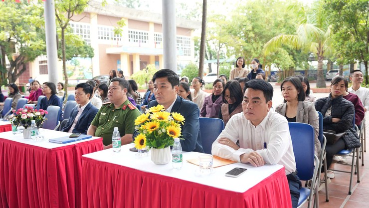 UBND Xã Dương Hoà tổ chức Phiên toà giả định tuyên truyền pháp luật về phòng, chống “Mua, bán trái phép chất ma tuý”- Ảnh 4.