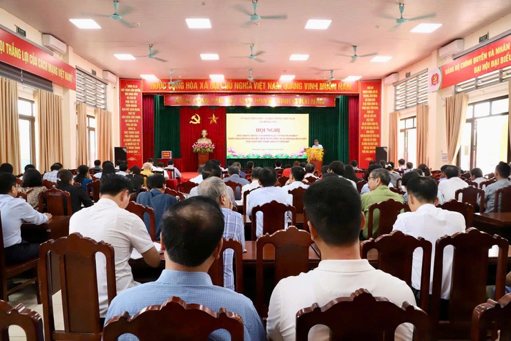 XÃ HỒNG VÂN PHÁT ĐỘNG THÁNG CAO ĐIỂM NGÀY “VÌ NGƯỜI NGHÈO” VÀ TRIỂN KHAI NGÀY HỘI ĐẠI ĐOÀN KẾT TOÀN DÂN TỘC Ở KHU DÂN CƯ NĂM 2025 - Ảnh 1.