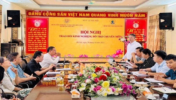 Trao đổi kinh nghiệm trong lĩnh vực khám, chữa bệnh tâm thần- Ảnh 1.