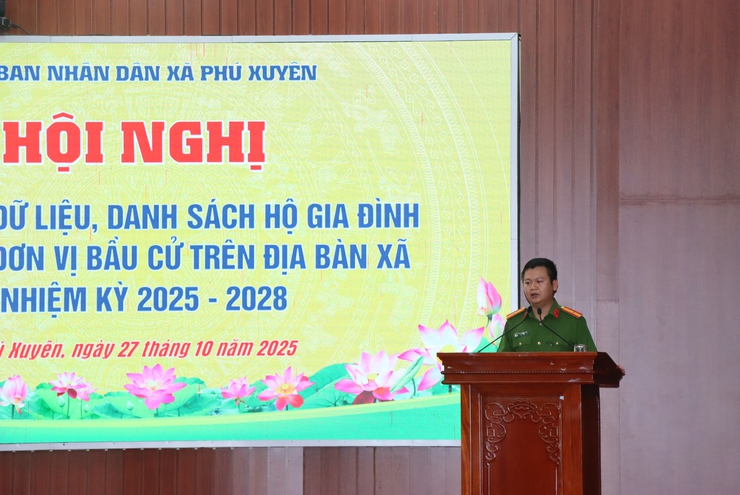 Hội nghị bàn giao dữ liệu danh sách hộ gia đình cho các đơn vị bầu cử trên địa bàn xã- Ảnh 3.