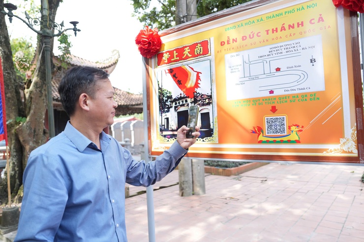 HÒA XÁ GẮN BIỂN CÔNG TRÌNH SỐ HÓA DI TÍCH QUỐC GIA ĐỀN ĐỨC THÁNH CẢ- Ảnh 3.