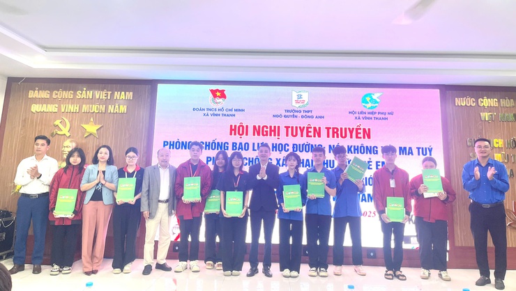 HỘI PHỤ NỮ XÃ VĨNH THANH PHỐI HỢP ĐOÀN THANH NIÊN TỔ CHỨC HỘI NGHỊ TUYÊN TRUYỀN PHÒNG, CHỐNG BẠO LỰC HỌC ĐƯỜNG, MA TÚY, XÂM HẠI PHỤ NỮ VÀ TRẺ EM- Ảnh 18.