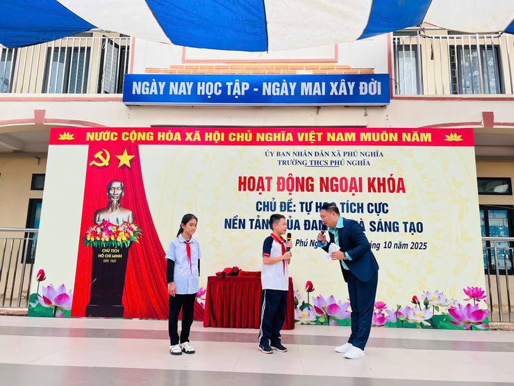 Trường THCS Phú Nghĩa tổ chức hoạt động ngoại khóa với chủ đề “Tự học tích cực – Nền tảng của đam mê và sáng tạo”- Ảnh 4.