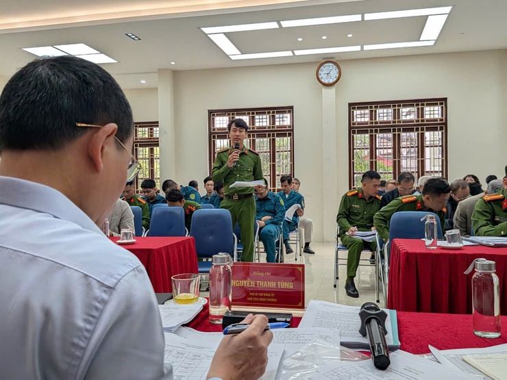 HỘI ĐỒNG NGHĨA VỤ QUÂN SỰ PHƯỜNG LÁNG, THÀNH PHỐ HÀ NỘI TỔ CHỨC HỘI NGHỊ XÉT DUYỆT TIÊU CHUẨN TUỔI ĐỜI, CHÍNH TRỊ, ĐẠO ĐỨC, VĂN HÓA NAM CÔNG DÂN SẴN SÀNG NHẬP NGŨ NĂM 2026- Ảnh 5.