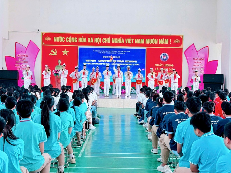 Trường THCS Vạn Phúc tổ chức giao lưu văn hoá – học tập quốc tế với học sinh Singapore- Ảnh 4.