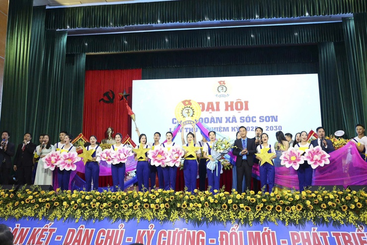 ĐẠI HỘI CÔNG ĐOÀN XÃ SÓC SƠN LẦN THỨ I, NHIỆM KỲ 2025-2030: ĐOÀN KẾT – DÂN CHỦ - KỶ CƯƠNG - PHÁT TRIỂN- Ảnh 9.