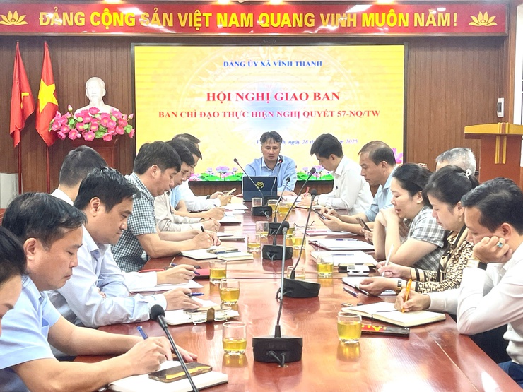 BAN CHỈ ĐẠO THỰC HIỆN NGHỊ QUYẾT 57-NQ/TW XÃ VĨNH THANH TỔ CHỨC HỘI NGHỊ GIAO BAN THÁNG 10 NĂM 2025- Ảnh 1.