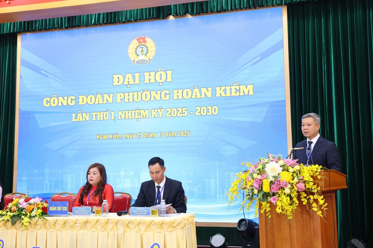 Xây dựng Công đoàn phường Hoàn Kiếm vững mạnh toàn diện- Ảnh 4.