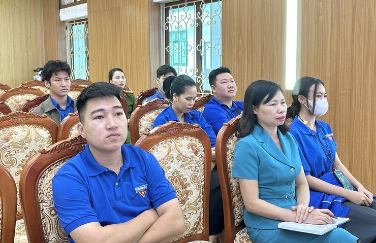 Tập huấn ứng dụng Sổ tay đảng viên điện tử trong toàn Đảng- Ảnh 6.