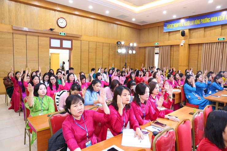 Xây dựng Công đoàn phường Hoàn Kiếm vững mạnh toàn diện- Ảnh 8.