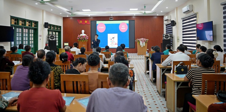 Sơn Tây: 100 người lao động làm việc không theo hợp đồng được tập huấn về An toàn, vệ sinh lao động- Ảnh 1.