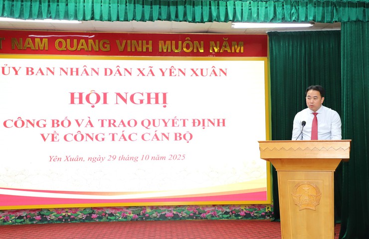 Yên Xuân: Hội nghị công bố và trao quyết định về công tác cán bộ- Ảnh 7.