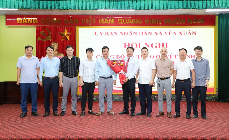 Yên Xuân: Hội nghị công bố và trao quyết định về công tác cán bộ- Ảnh 9.