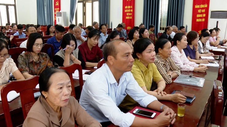 ỨNG HÒA THAM DỰ TẬP HUẤN CÀI ĐẶT ỨNG DỤNG SỔ TAY ĐẢNG VIÊN ĐIỆN TỬ VÀ PHẦN MỀM CƠ SỞ DỮ LIỆU ĐẢNG VIÊN 3.0.- Ảnh 2.