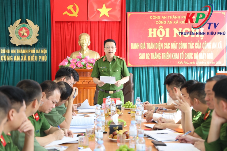 Công an xã Kiều Phú đã tổ chức hội nghị nhằm đánh giá toàn diện kết quả công tác sau 2 tháng triển khai tổ chức bộ máy mới- Ảnh 15.