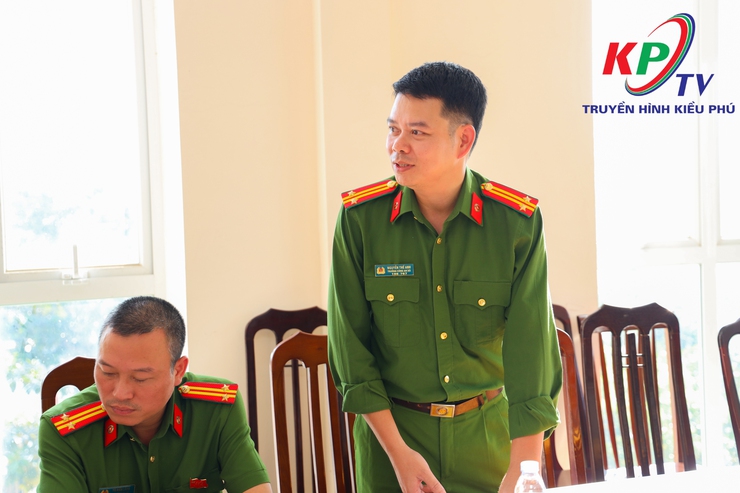 Công an xã Kiều Phú đã tổ chức hội nghị nhằm đánh giá toàn diện kết quả công tác sau 2 tháng triển khai tổ chức bộ máy mới- Ảnh 5.