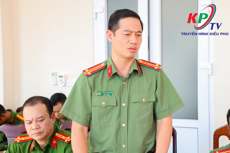 Công an xã Kiều Phú đã tổ chức hội nghị nhằm đánh giá toàn diện kết quả công tác sau 2 tháng triển khai tổ chức bộ máy mới- Ảnh 9.