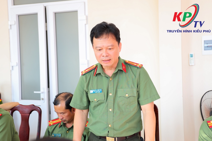 Công an xã Kiều Phú đã tổ chức hội nghị nhằm đánh giá toàn diện kết quả công tác sau 2 tháng triển khai tổ chức bộ máy mới- Ảnh 10.