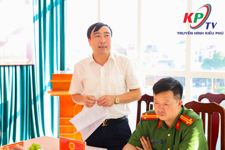 Công an xã Kiều Phú đã tổ chức hội nghị nhằm đánh giá toàn diện kết quả công tác sau 2 tháng triển khai tổ chức bộ máy mới- Ảnh 14.