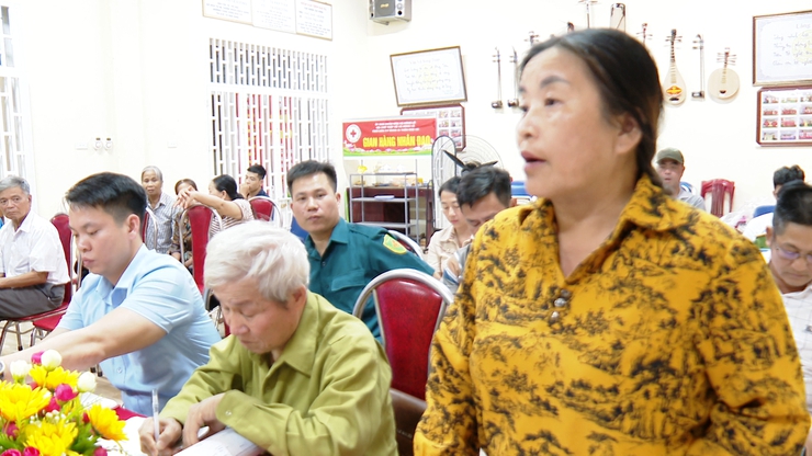 ĐỒNG CHÍ NGUYỄN ĐỨC BÌNH - PHÓ BÍ THƯ ĐẢNG UỶ, CHỦ TỊCH UBND XÃ  DỰ SINH HOẠT THƯỜNG KỲ TẠI CHI BỘ ĐÀO XÁ.- Ảnh 2.