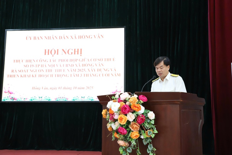 UBND XÃ HỒNG VÂN TỔ CHỨC HỘI NGHỊ RÀ SOÁT NGUỒN THU THUẾ NĂM 2025, XÂY DỰNG VÀ TRIỂN KHAI KẾ HOẠCH TRỌNG TÂM 3 THÁNG CUỐI NĂM- Ảnh 2.