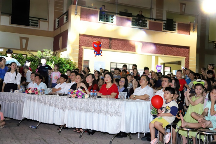 Xã Thiên Lộc tổ chức Đêm hội trăng rằm, vui Tết Trung thu cho trẻ em- Ảnh 2.