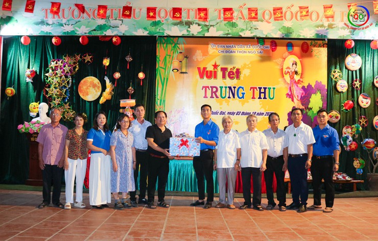 Thôn Ngô Sài tổ chức đêm liên hoan văn nghệ "Vui Tết Trung Thu 2025" cho thiếu nhi- Ảnh 5.