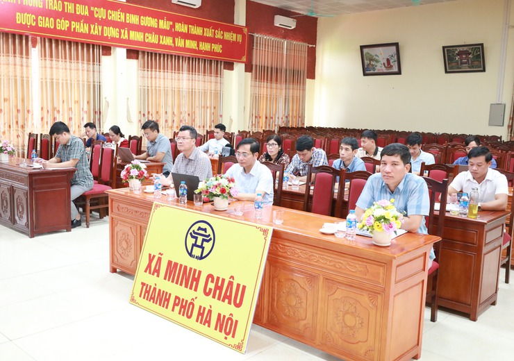 Xã Minh Châu tham dự khai giảng lớp bồi dưỡng, tập huấn nghiệp vụ công tác xây dựng Đảng, quản lý nhà nước do Ban Tổ chức Thành ủy Hà Nội tổ chức.- Ảnh 4.