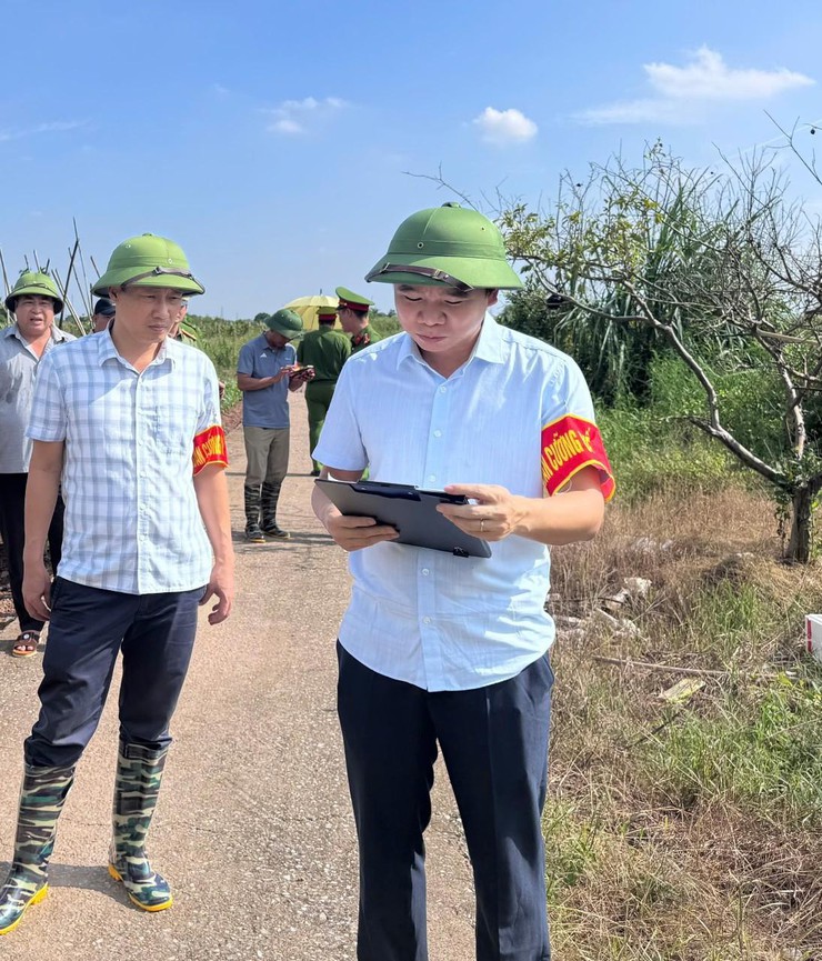 Xã An Khánh cưỡng chế kiểm đếm bắt buộc đất nông nghiệp nằm trong chỉ giới thu hồi thực hiện dự án đầu tư xây dựng đường Vành đai 4 – Thủ đô Hà Nội- Ảnh 2.
