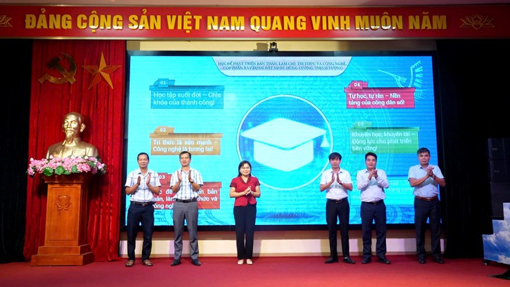 Xã Dương Hoà tổ chức Lễ khai mạc và phát động hưởng ứng Tuần Lễ học tập suốt đời năm 2025- Ảnh 15.