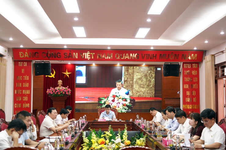 Phường Chương Mỹ giao ban trực tuyến với thành phố Hà Nội về vận hành mô hình chính quyền 2 cấp- Ảnh 1.