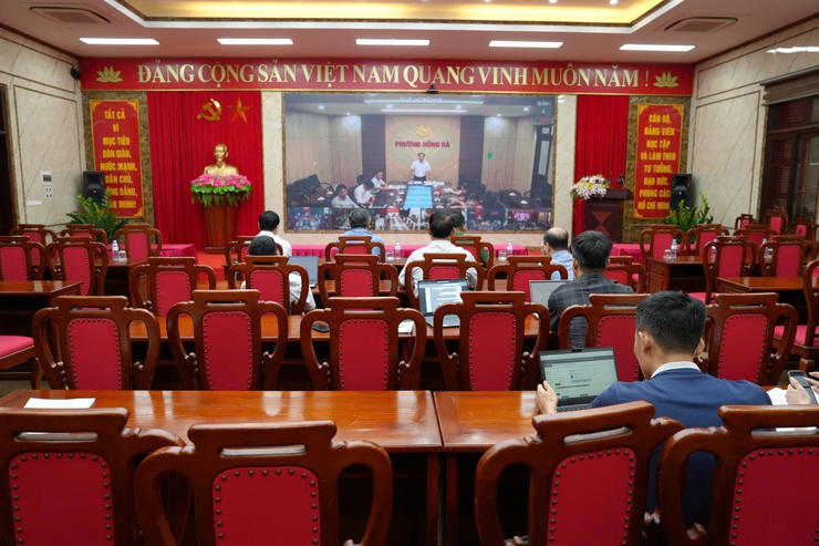 Lãnh đạo TP Hà Nội giao ban với xã, phường tháo gỡ vướng mắc về phân cấp quản lý, đầu tư, thủ tục hành chính- Ảnh 1.