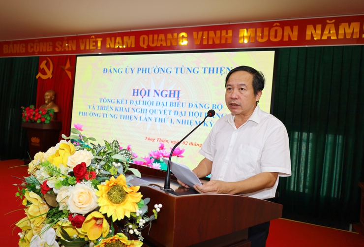 Phường Tùng Thiện tổng kết Đại hội và triển khai Nghị Quyết Đại hội đại biểu Đảng bộ phường lần thứ I, nhiệm kỳ 2025 - 2030- Ảnh 2.