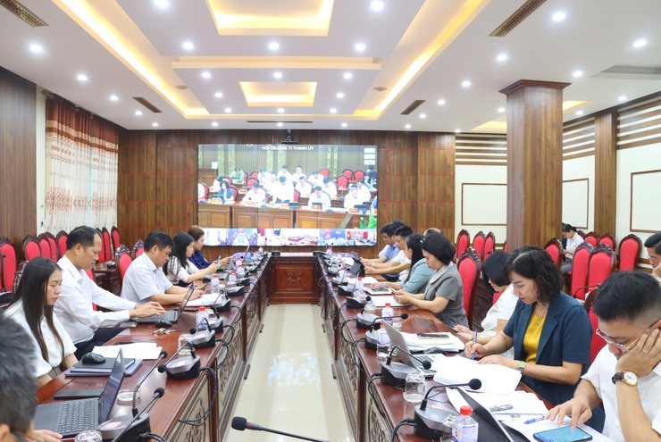 Thường trực Thành ủy, HĐND,UBND thành phố Hà Nội tổ chức Hội nghị giao ban trực tuyến quý III- 2025 - Ảnh 2.
