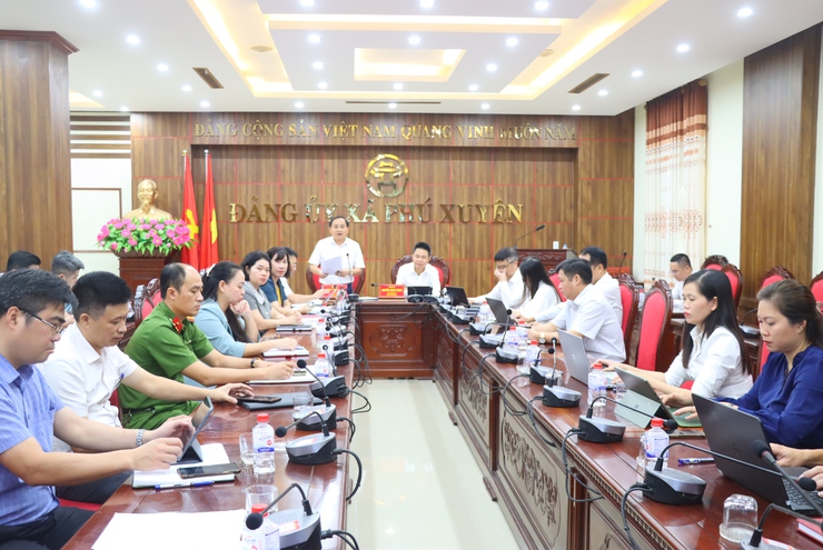 Thường trực Thành ủy, HĐND,UBND thành phố Hà Nội tổ chức Hội nghị giao ban trực tuyến quý III- 2025 - Ảnh 1.