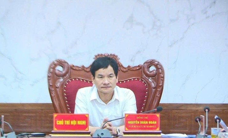 BTV Đảng uỷ xã Phúc Thọ nghe báo cáo công tác xây dựng Đảng, hệ thống chính trị quý III/2025- Ảnh 1.