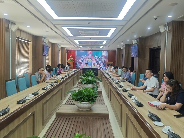 Thường trực Thành ủy - HĐND - UBND TP Hà Nội giao ban với các xã, phường Quý III/2025: đẩy mạnh phân cấp, phân quyền toàn diện và thực chất- Ảnh 2.