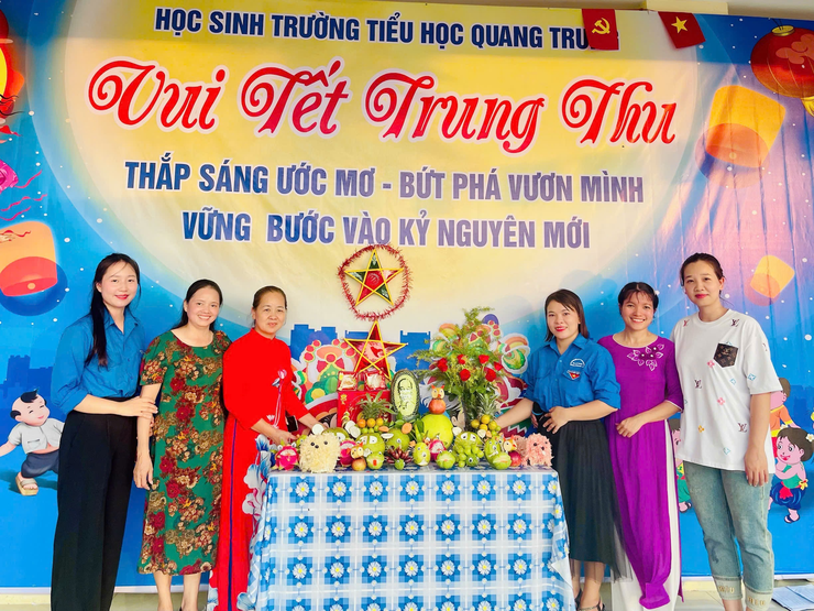 Trường tiểu học quang trung xã phú xuyên tưng bừng tổ chức tết trung thu cho học sinh năm học 2025–2026- Ảnh 1.