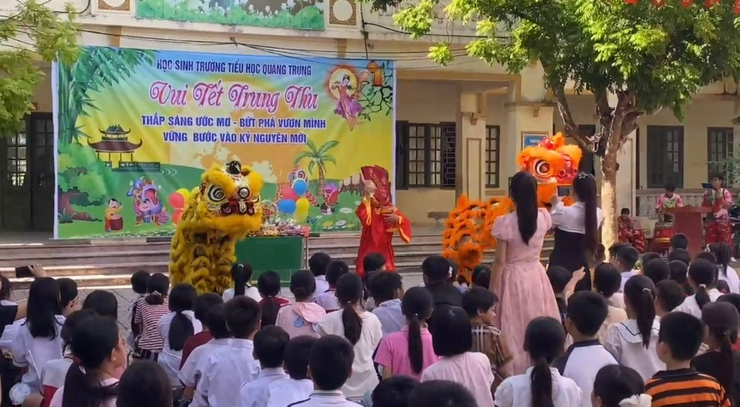 Trường tiểu học quang trung xã phú xuyên tưng bừng tổ chức tết trung thu cho học sinh năm học 2025–2026- Ảnh 2.