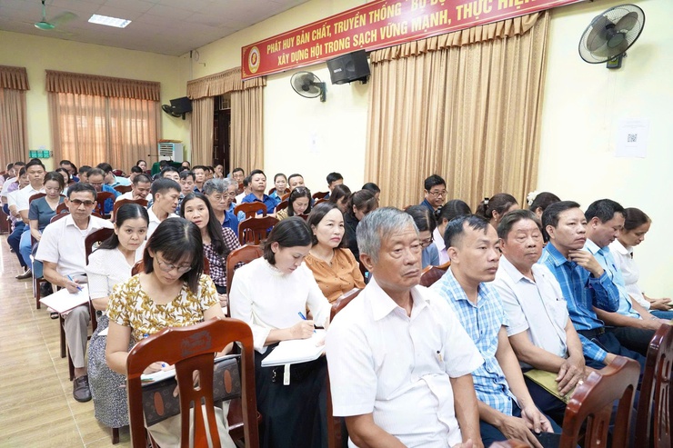 Gần 300 cán bộ cơ sở xã Thường Tín, Hồng Vân tham dự lớp bồi dưỡng công tác kiểm tra, giám sát trong Đảng.- Ảnh 3.