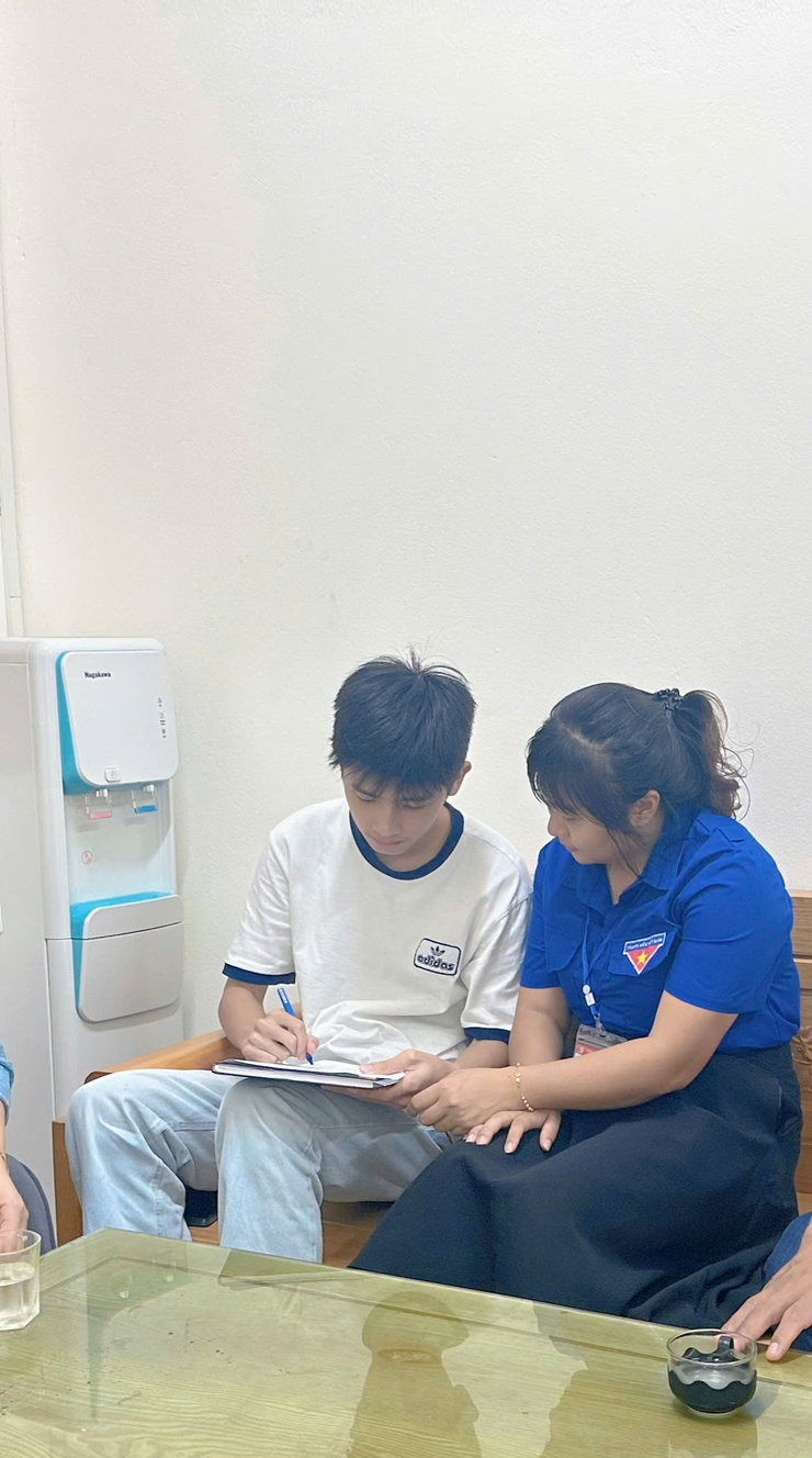 Xã Bình Minh: 8 thanh niên viết đơn tình nguyện ngập ngũ năm 2026- Ảnh 1.