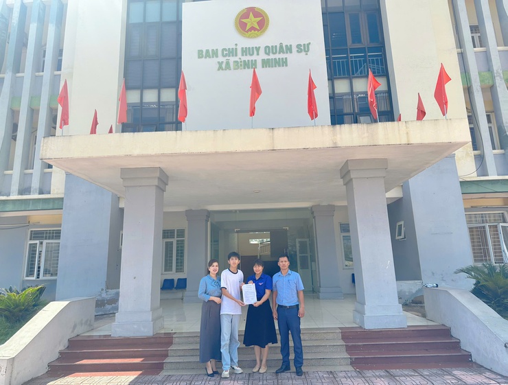 Xã Bình Minh: 8 thanh niên viết đơn tình nguyện ngập ngũ năm 2026- Ảnh 6.