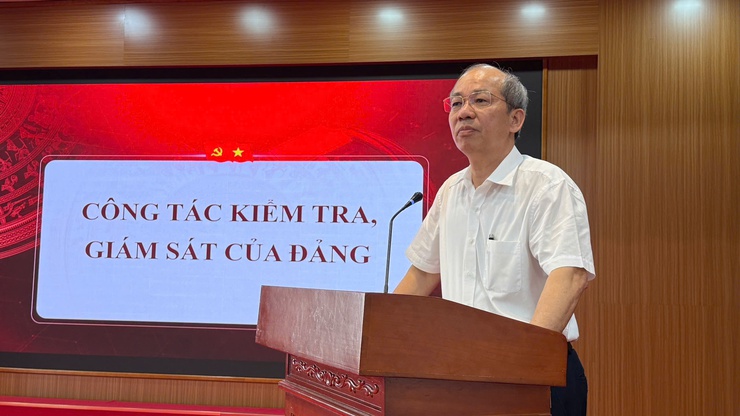 UBKT Đảng ủy phường Xuân Phương tổ chức hội nghị tập huấn nghiệp vụ công tác kiểm tra, giám sát năm 2025- Ảnh 4.